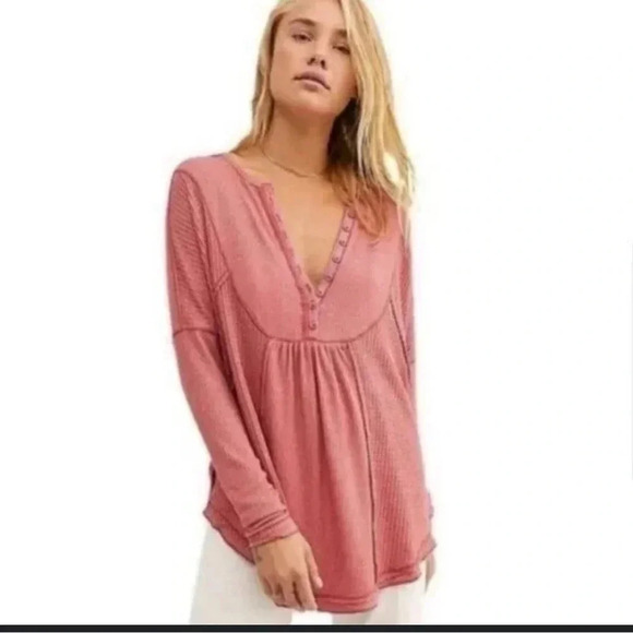 Free People Women's XS Leo Oversized Henley Top Waffle Knit Thermal - Picture 2 of 9